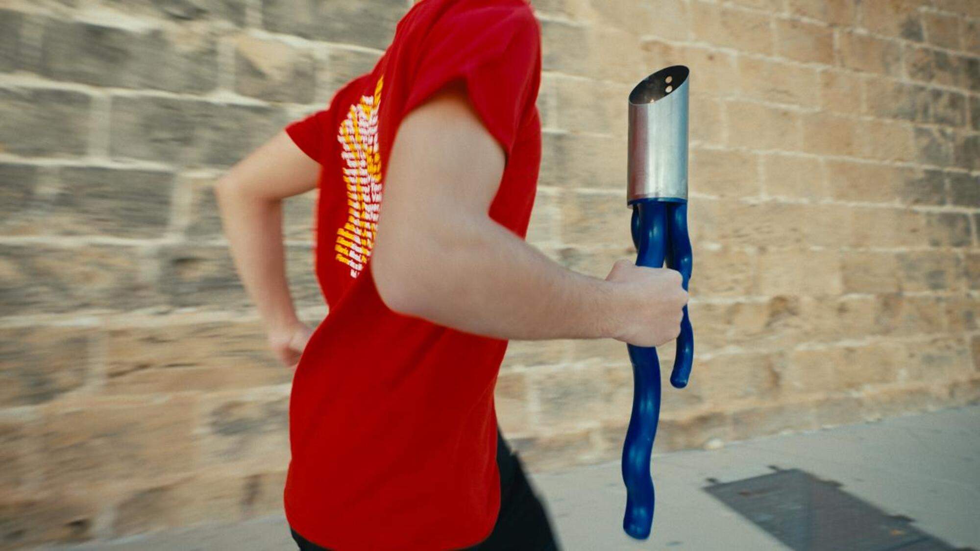 Tret de sortida al Correllengua Agermanat que portarà la flama del català arreu dels Països Catalans