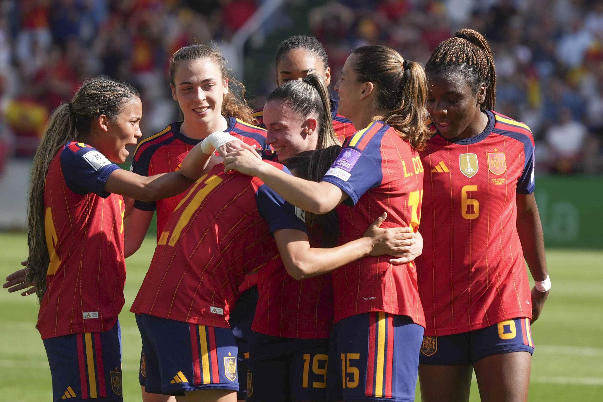 España golea a Ucrania (5-0), se rehace de Wembley y se refuerza en la clasificación para el Mundial 2027