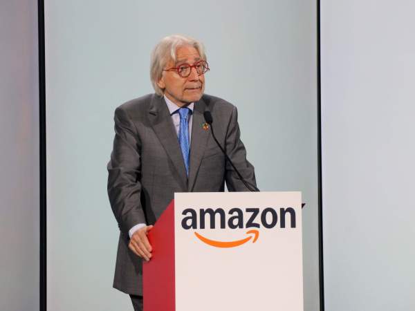 c90849e7 10fe 443b 9857 eceed21eb61f