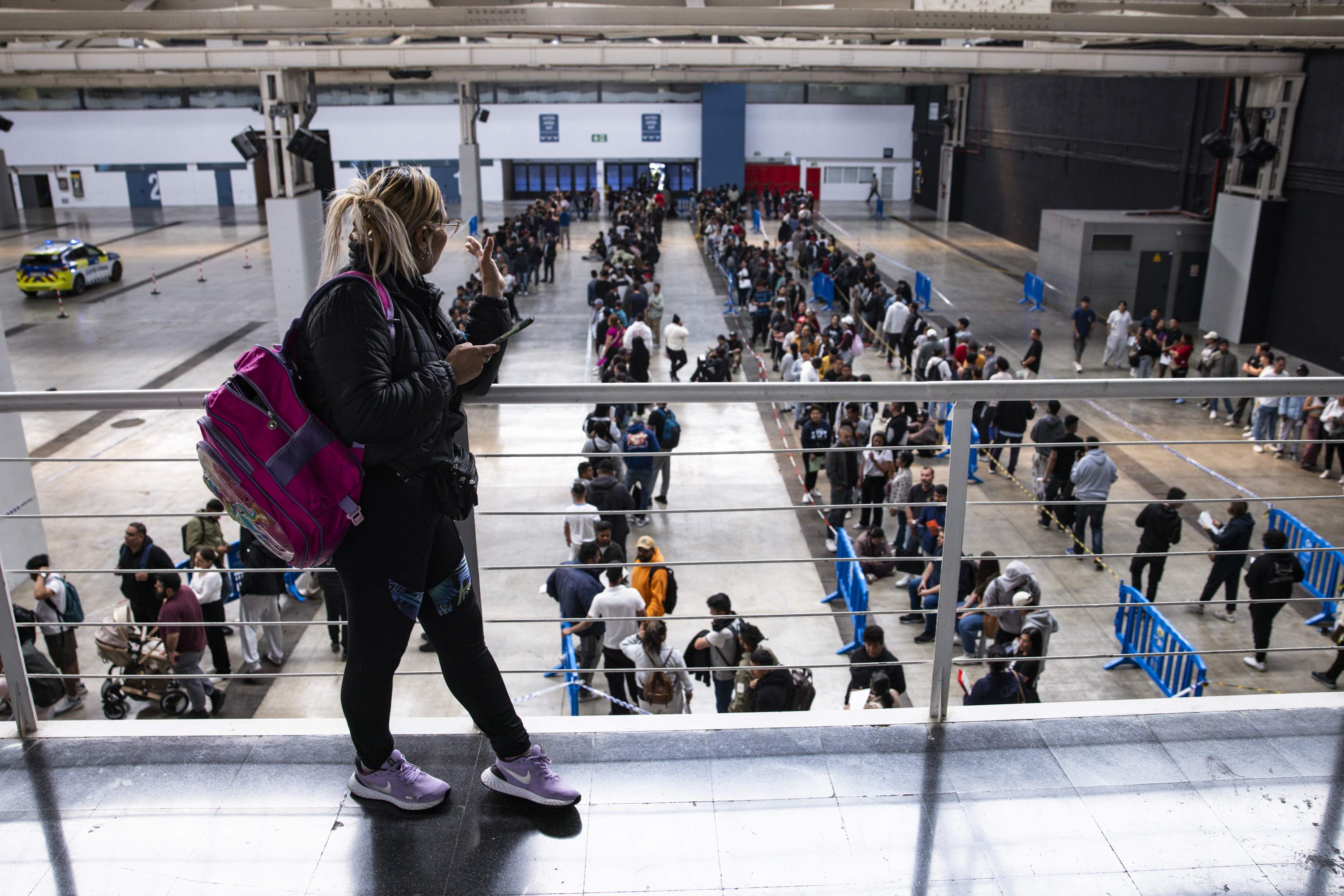 L'avís dels professionals: la regularització dels migrants porta l'administració al "col·lapse"