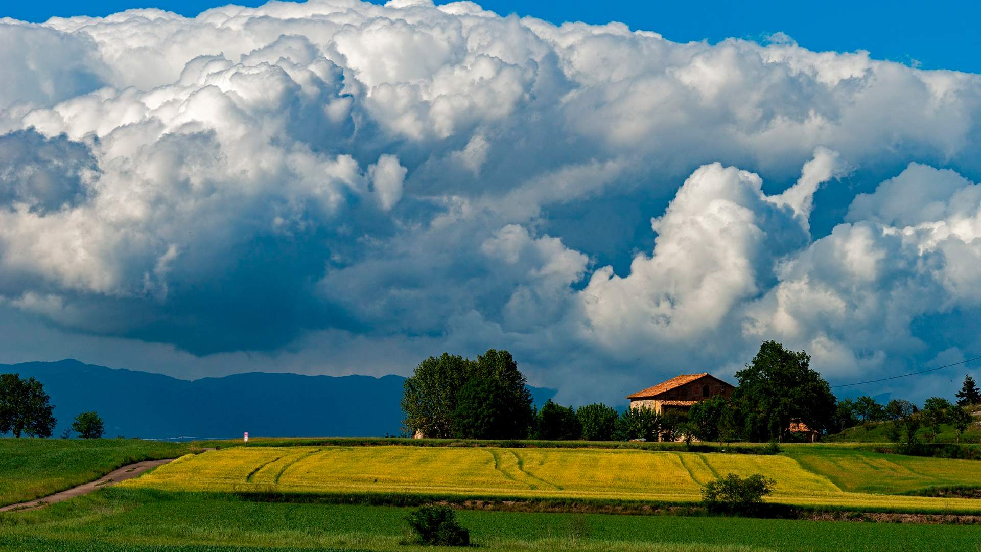 Paso atrás de las tormentas: el abril más seco, Catalunya huérfana de los temporales