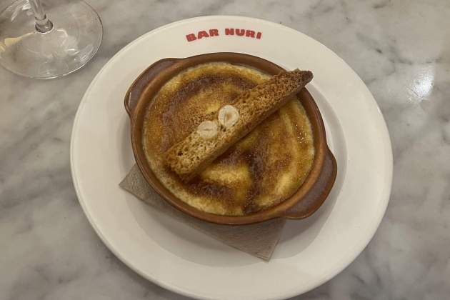 Crema catalana del Bar Nuri. / Foto: Emma Porta
