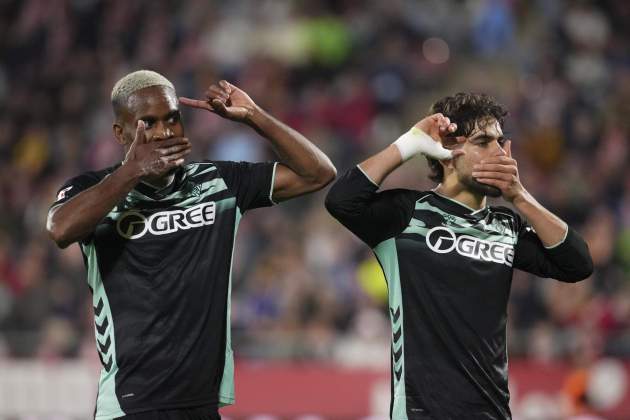 Bakambu Abde Betis EFE