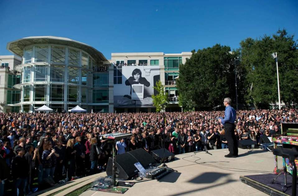 Así homenajeó Apple a Steve Jobs
