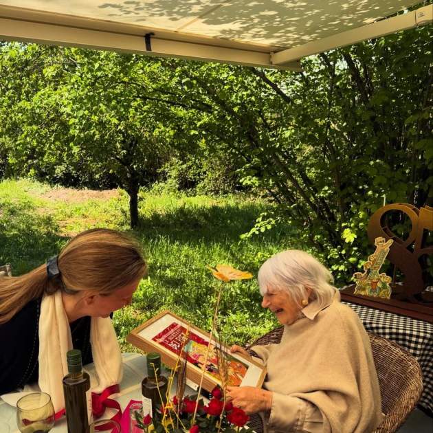 Fotos de la celebración de aniversario de Pilarín Bayés / Instagram