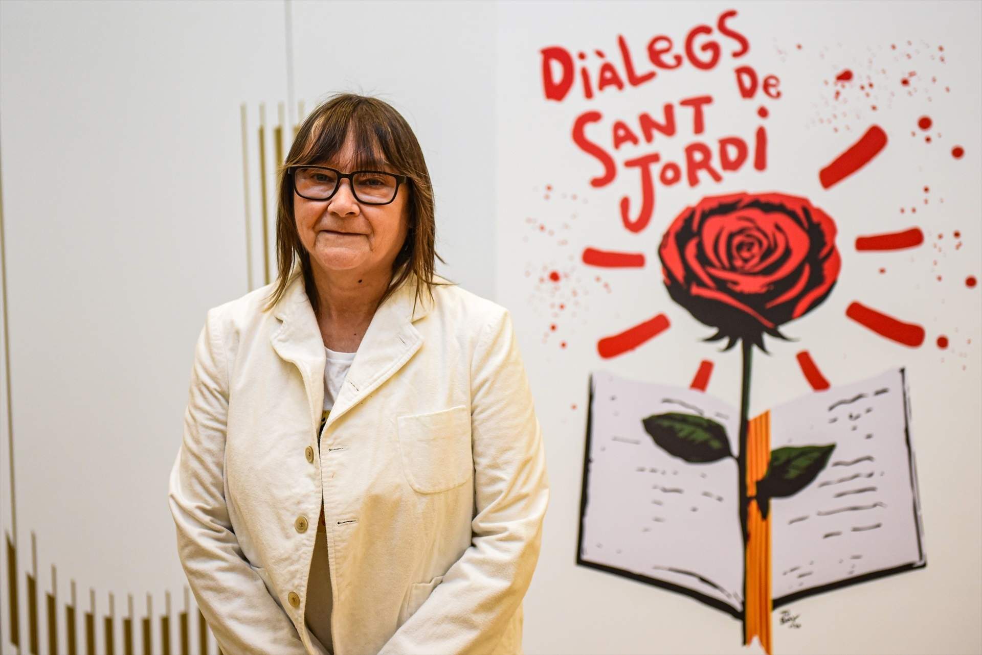 Ali Smith, en el pregón de Sant Jordi en Barcelona: "Las bibliotecas hacen enfadar a los tiranos"