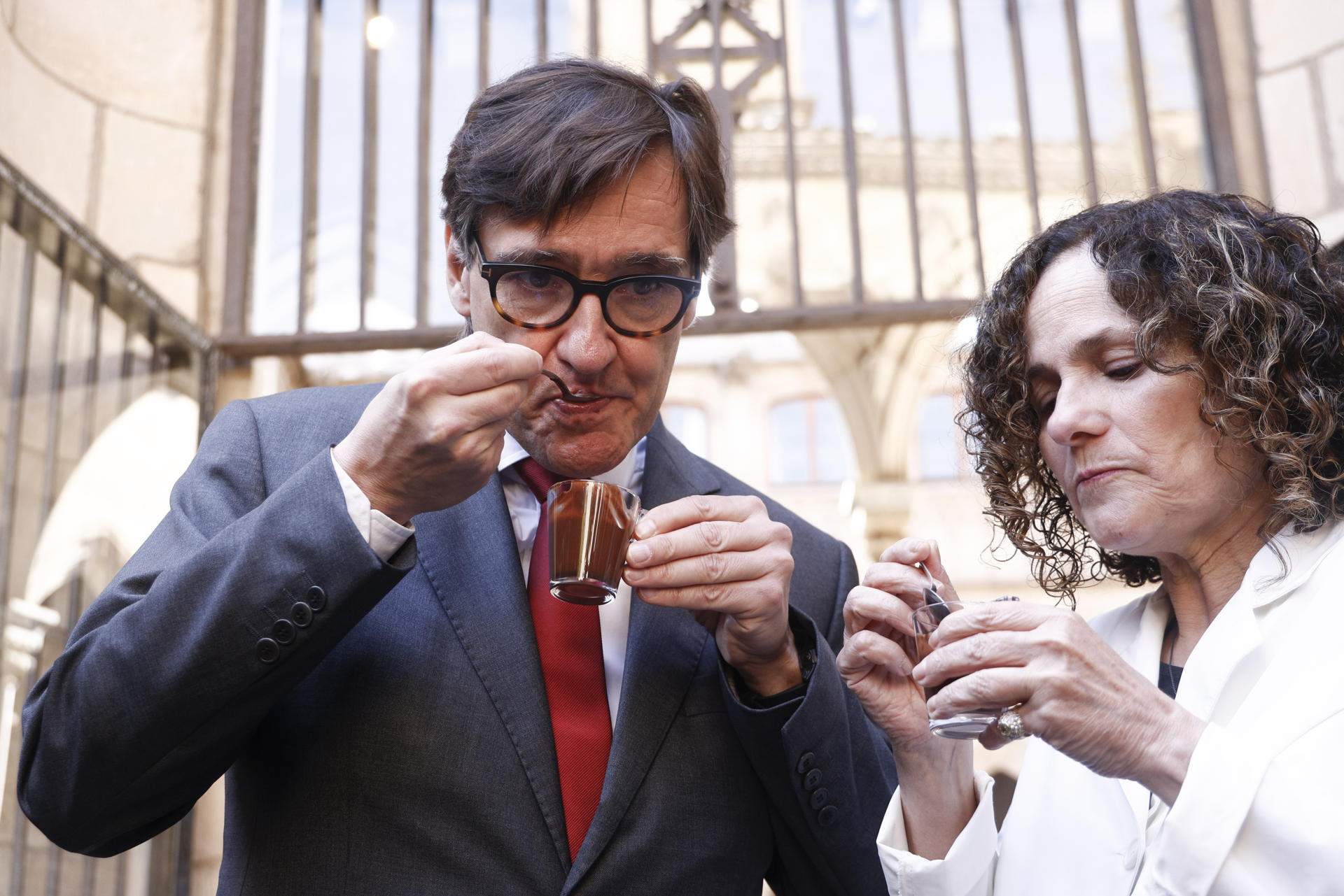 El retorno del chocolate con melindros que hizo temblar el Palau de la Generalitat