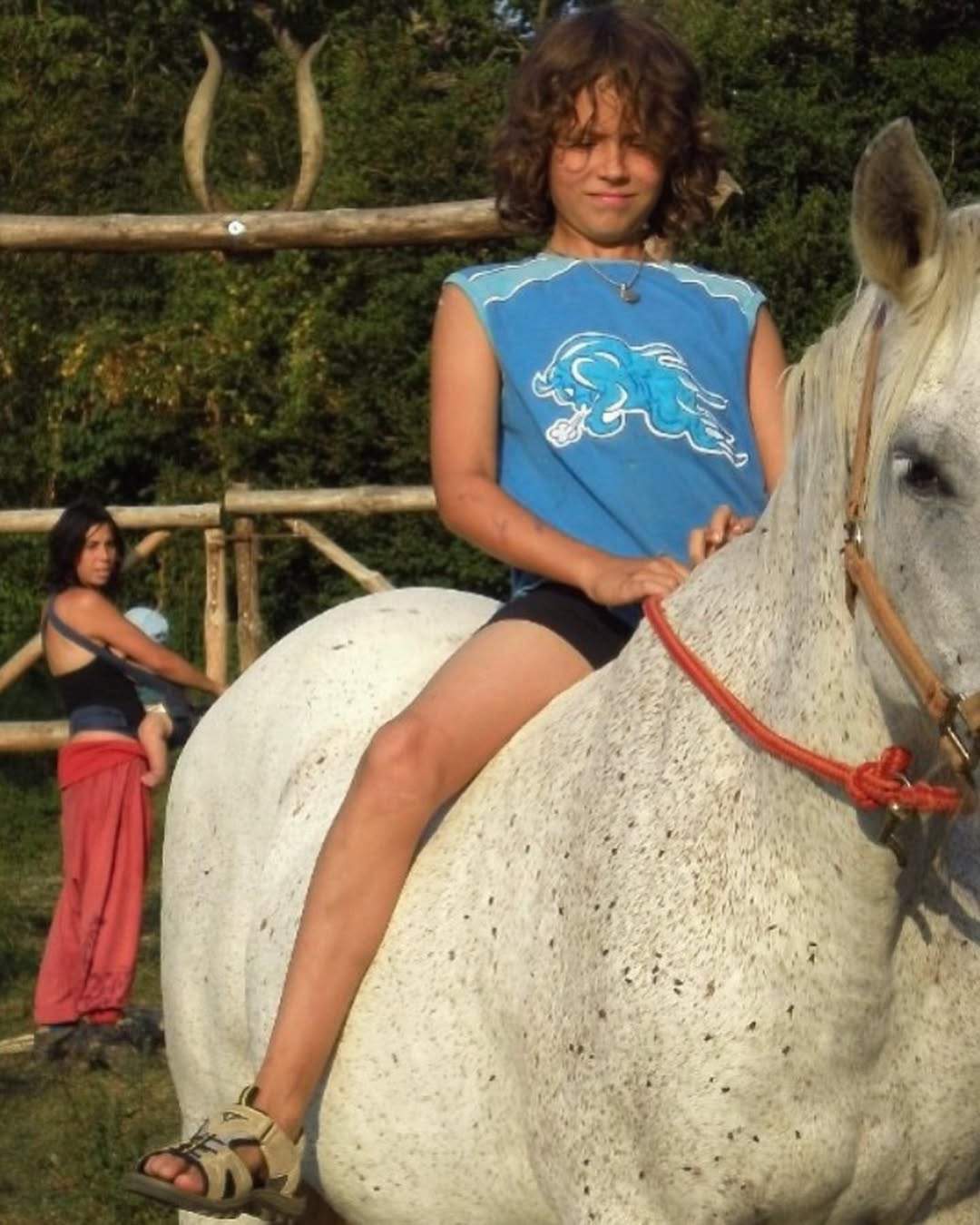 Aron Piper durante su infancia en Catalunya / Instagram Aron Piper durante su infancia en Catalunya / Instagram