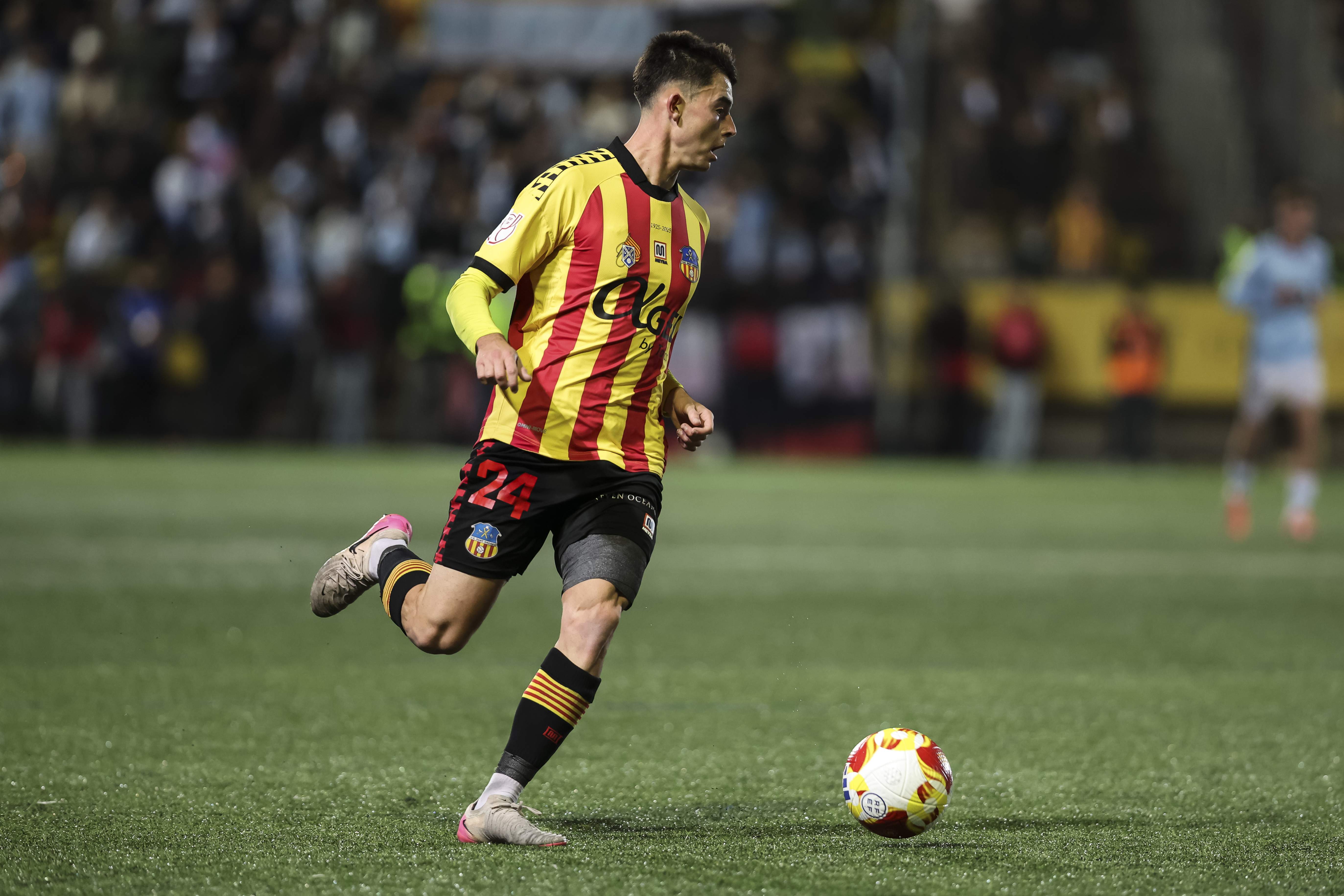 El “Collboni, posa la gespa” en defensa de la UE Sant Andreu arriba al ple municipal