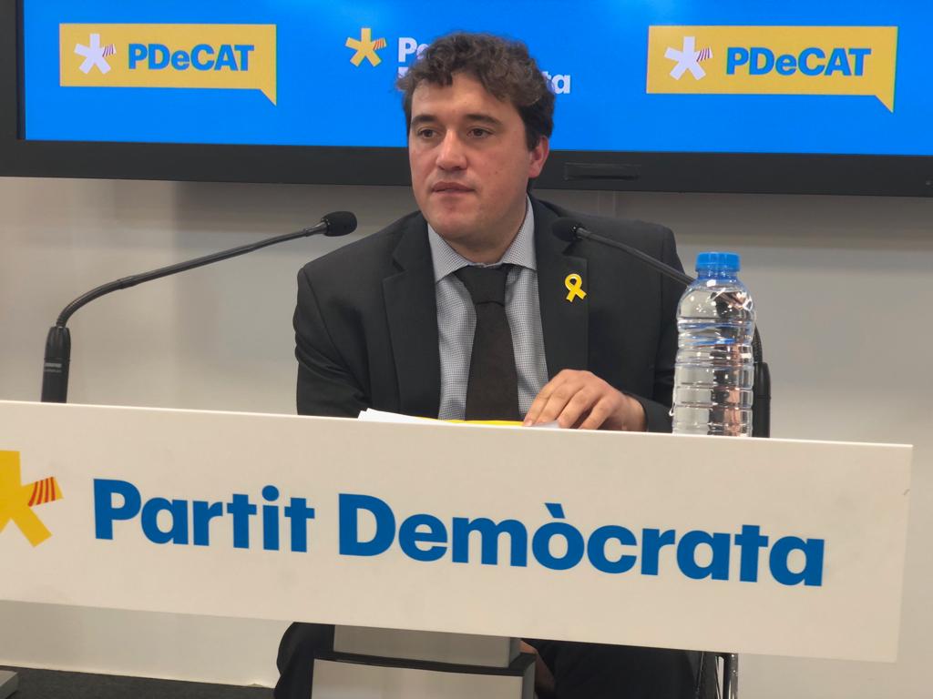 El PDeCAT consultarà els associats sobre l'encaix amb la Crida