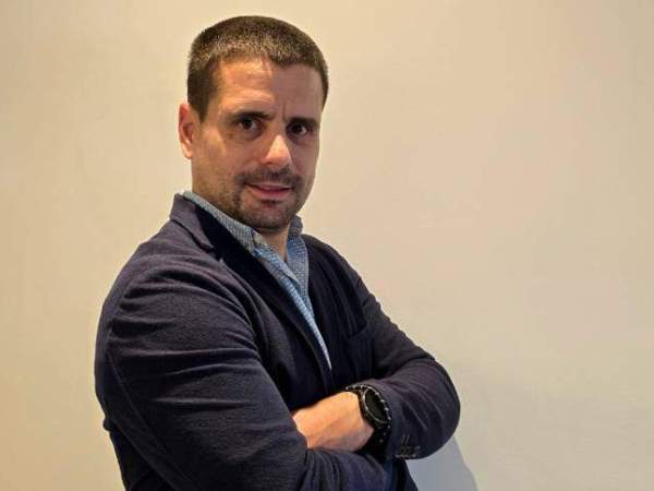 69e88003c1331 11062 rafel sole web