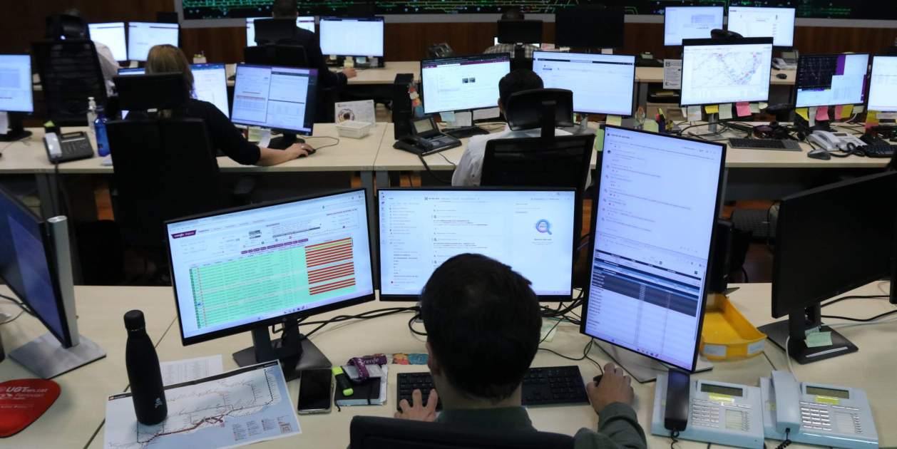 Renfe y Adif impulsan un centro de control único en Barcelona para ...