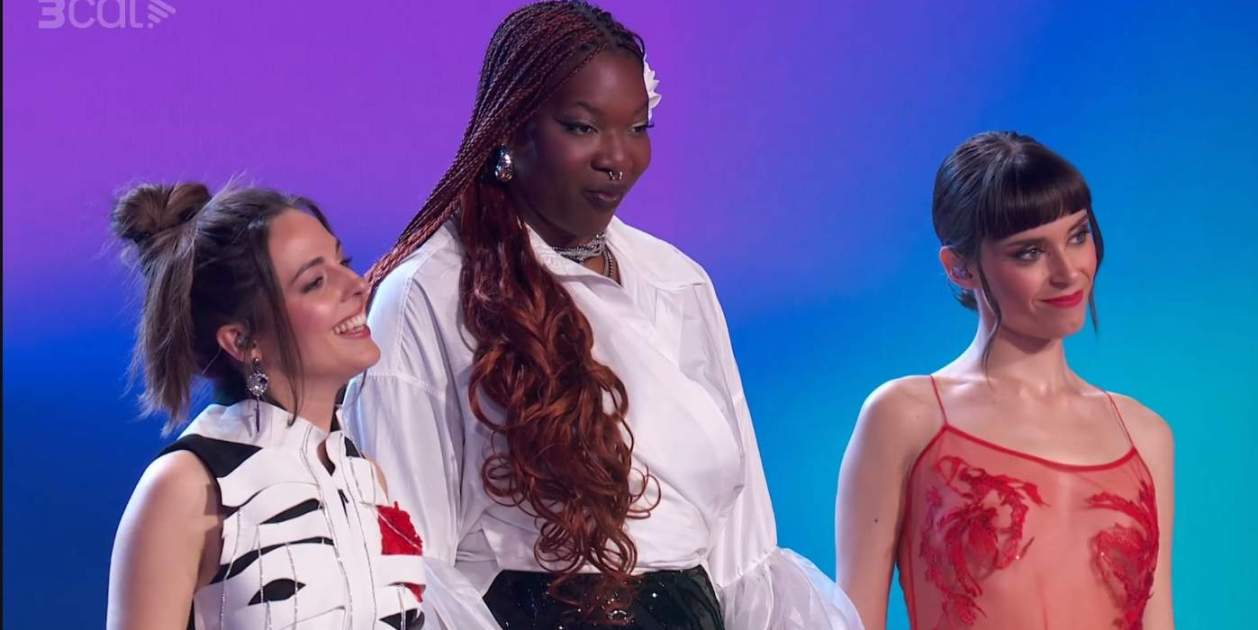 Las tres finalistas minutos antes de conocer quién no terminaba el concurso / 3Cat