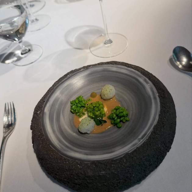 Laura Escanes y Joan Verdú en el restaurante El Celler de Can Roca / Instagram