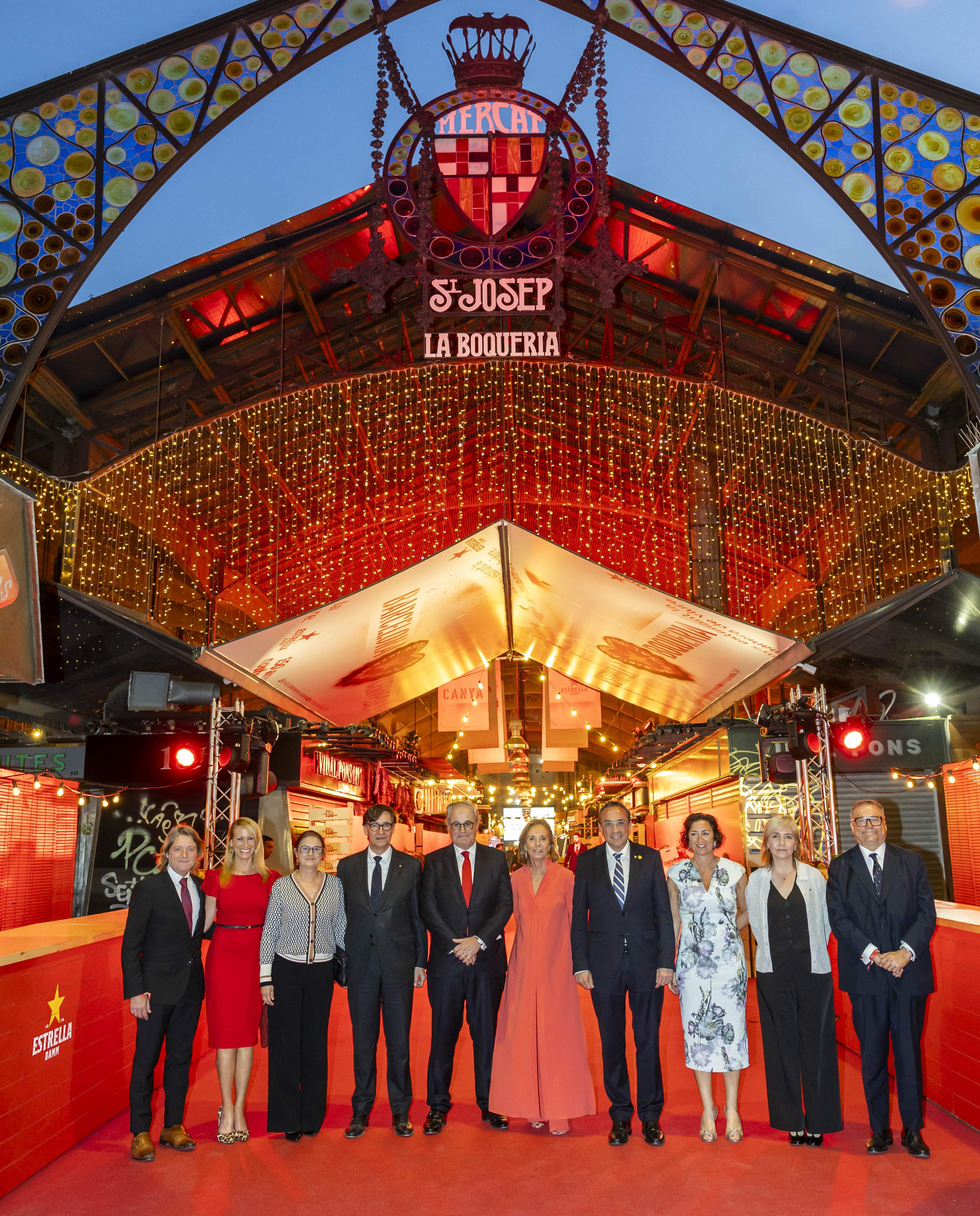 Damm celebra el seu segle i mig d’història entre el Liceu i la màgia de la Boqueria