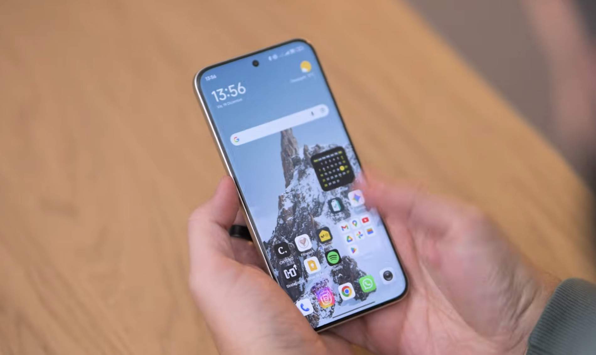 Hundimiento histórico de este móvil Xiaomi de oferta: 12 GB de RAM, 200 MP y 6.580 mAh