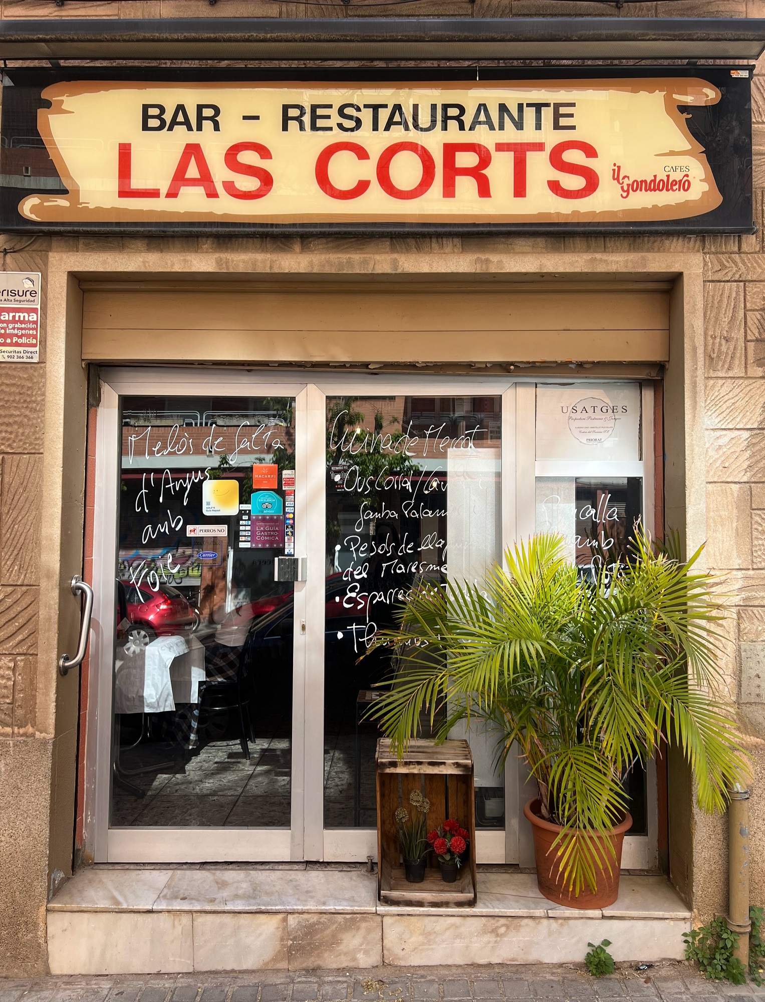 Una joia amb molta solera a tocar del Camp Nou