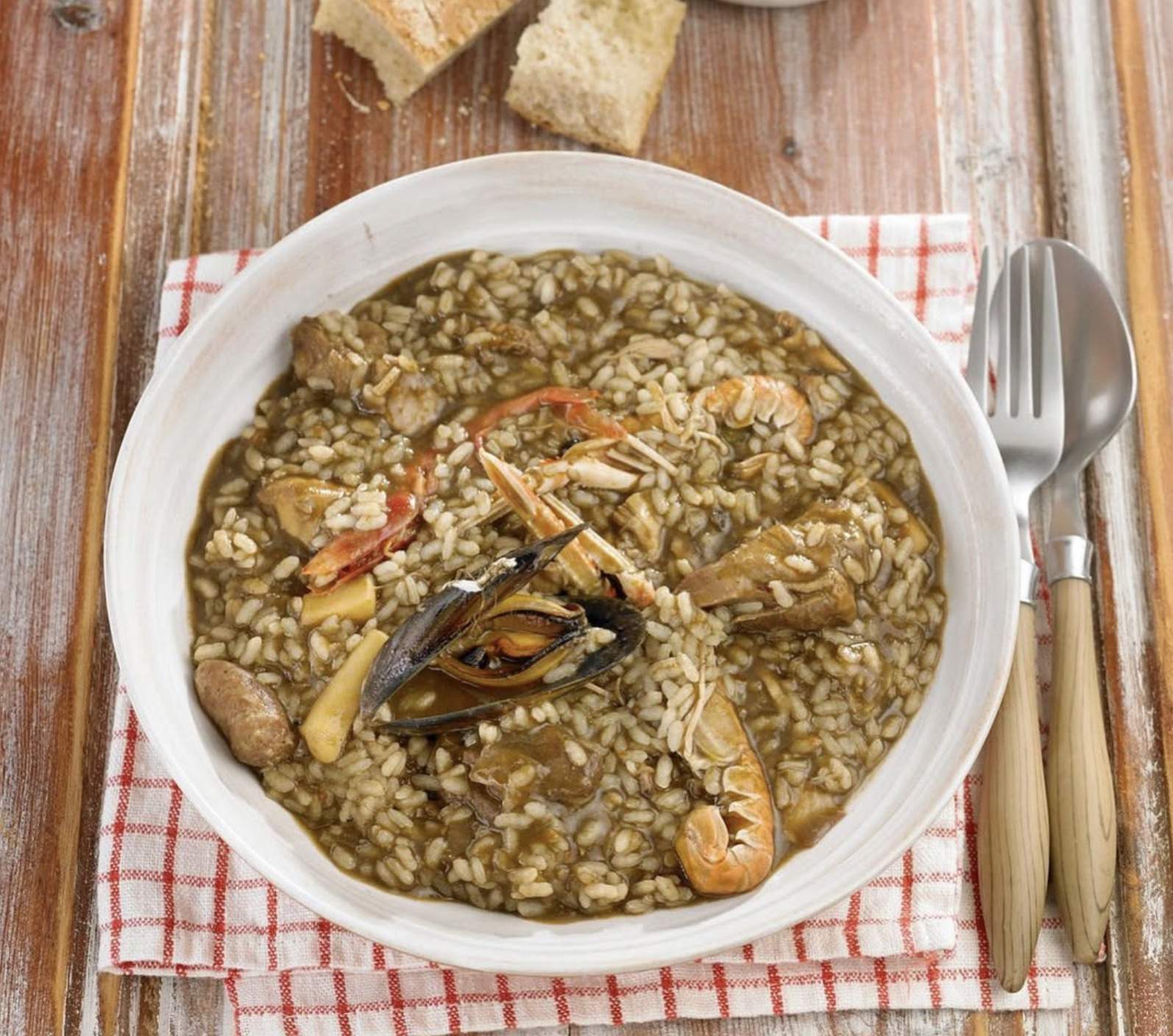 Jordi Roca ha passat mitja vida entre els fogons d'aquest bar de menú de 15 euros per persona