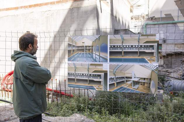 Primera pedra recuperació piscina escullera club natació barcelona / Foto: Carlos Baglietto
