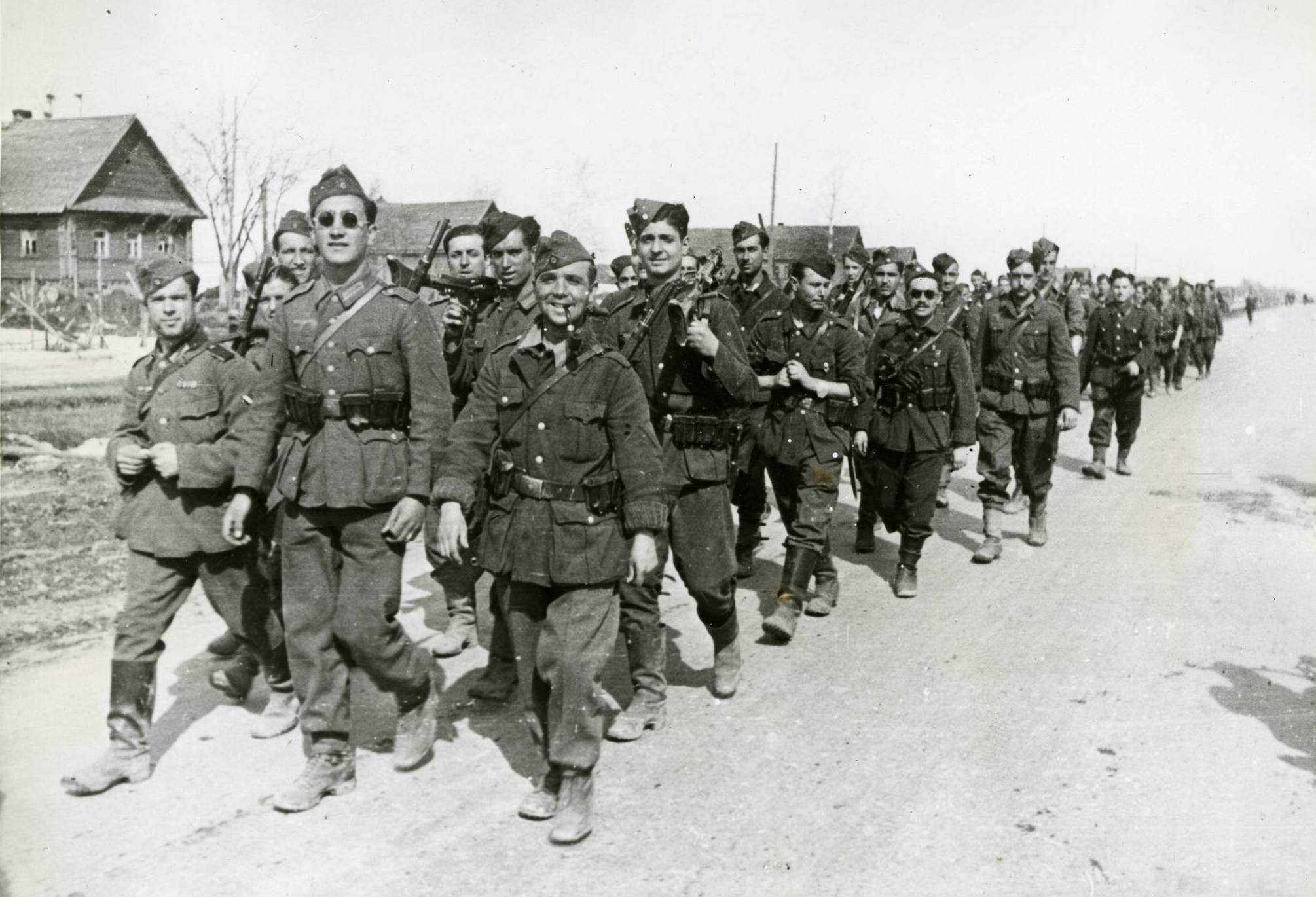 Atacan el panteón de la División Azul del principal cementerio de Madrid