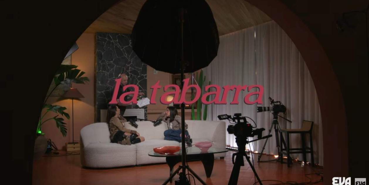 Dulceida en 'La turra' con Alba Riera / 3Cat