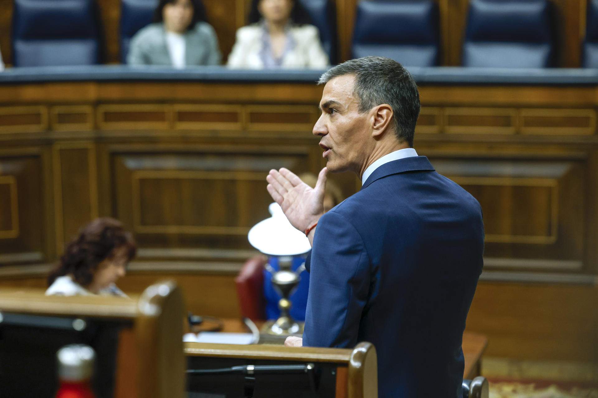 El PNV insta al PSOE a "cuidar las formas" y Sánchez intenta apagar el fuego: “Quiero vuestra buena compañía”