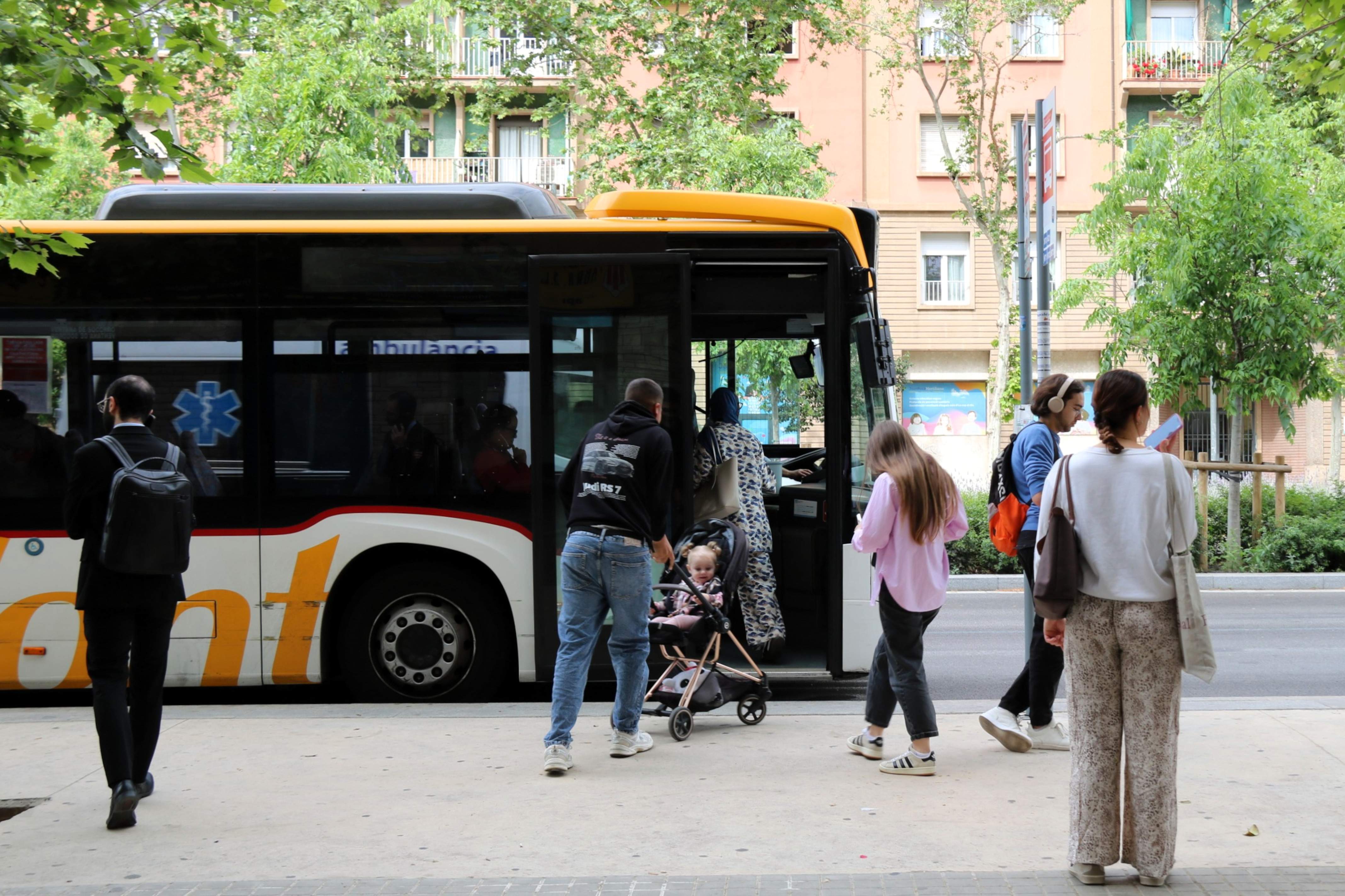 Barcelona destinará 12 millones de euros a ordenar las paradas de bus interurbano