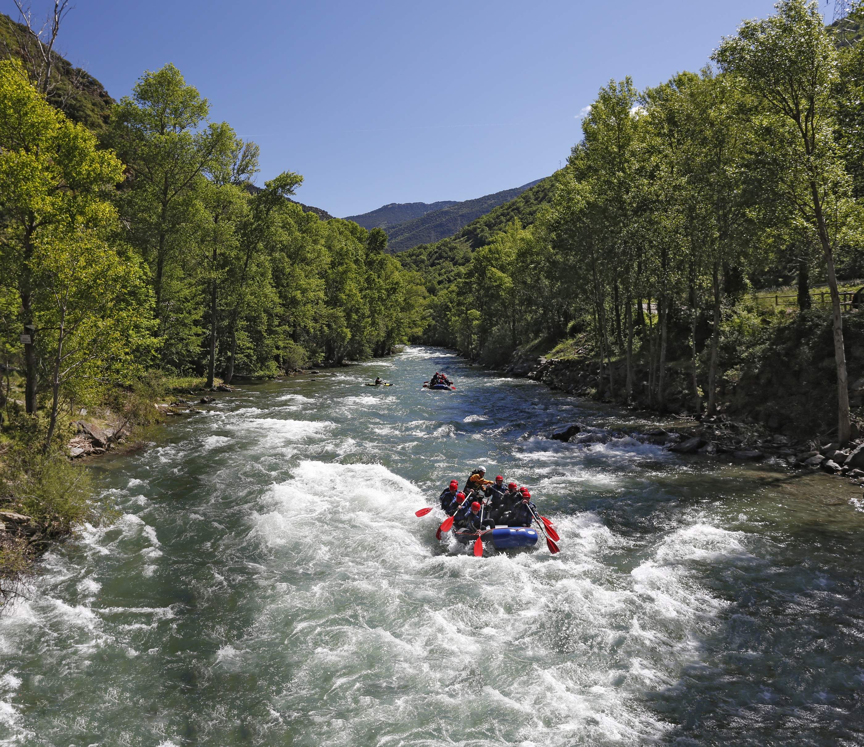 Cuatro décadas de rafting en el Noguera Pallaresa consolidan Lleida como capital del turismo activo