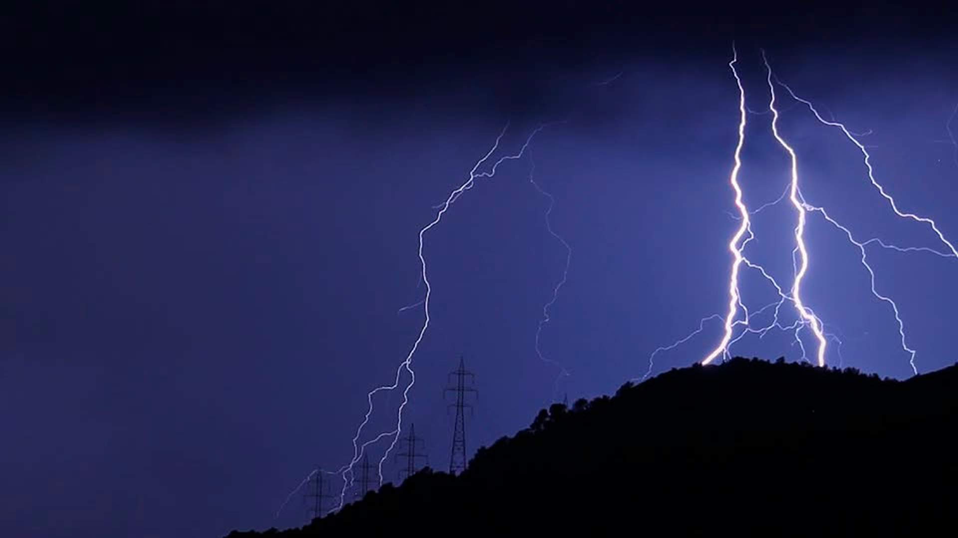 Vuelven las alertas por tormenta en Catalunya con rayos, truenos y granizadas