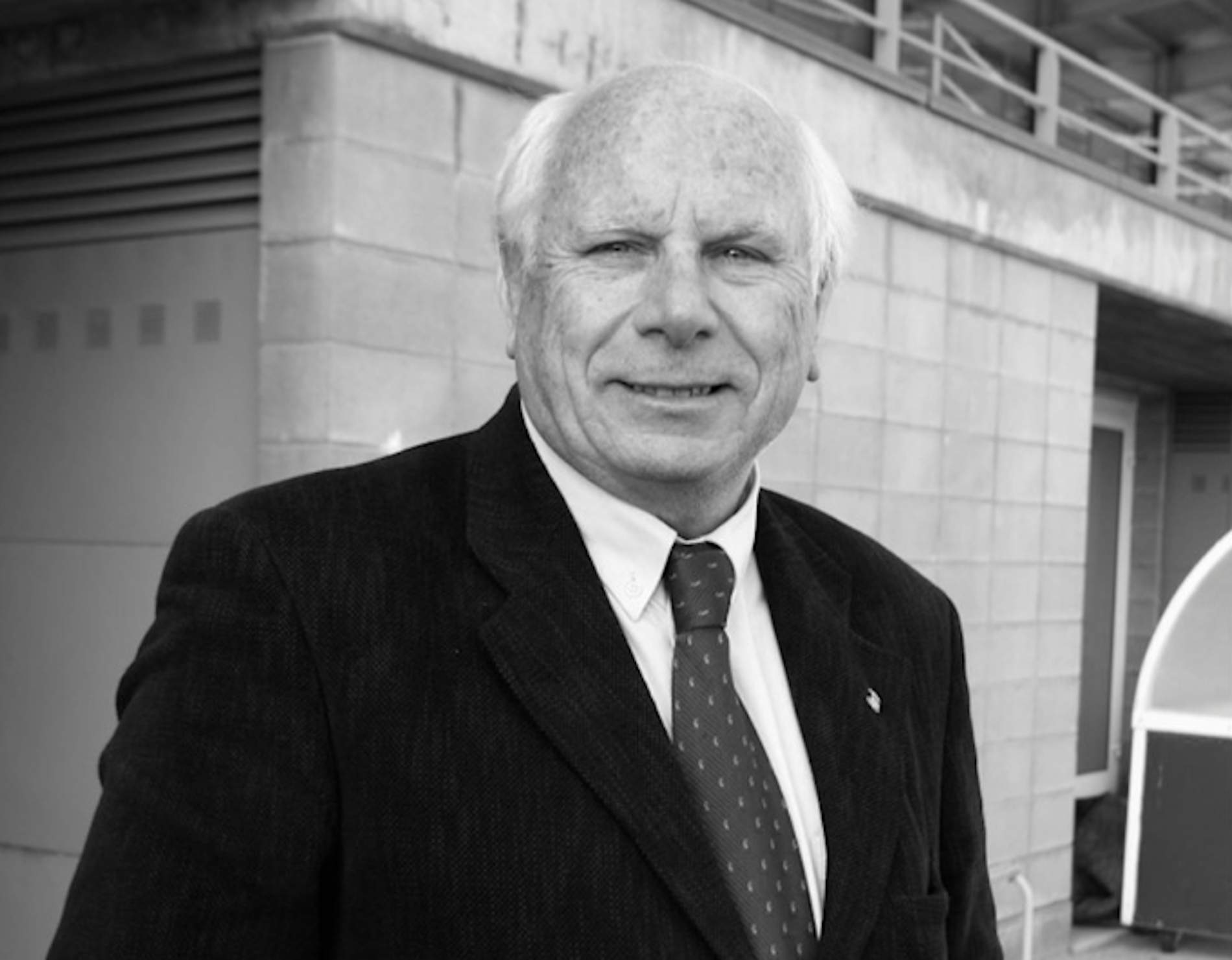 Muere Isidre Oliveras, directivo del Espanyol y el hombre que luchó por el reconocimiento del patinaje catalán