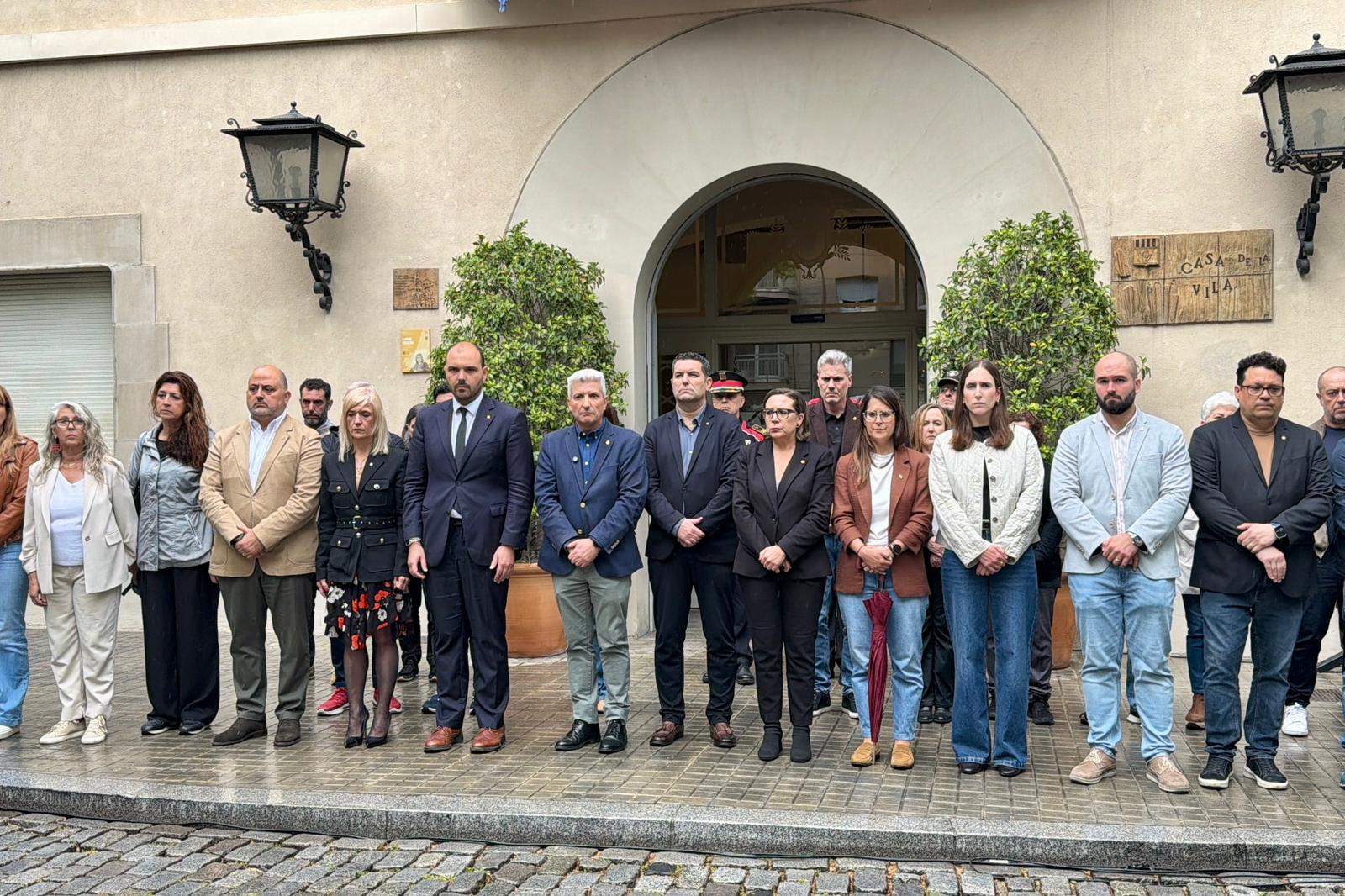El alcalde de Esplugues confirma que el crimen se debe a un “brote mental” y denuncia los discursos de odio
