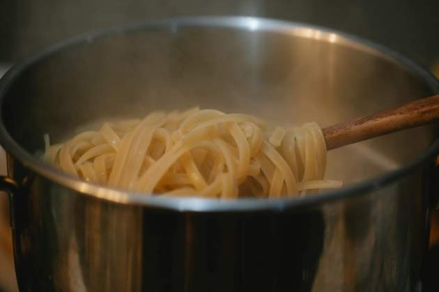 Pasta hirviendo. Foto: Pexels