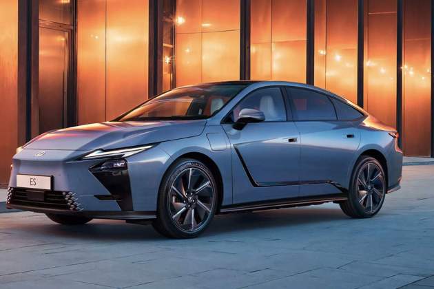 Lexus ES