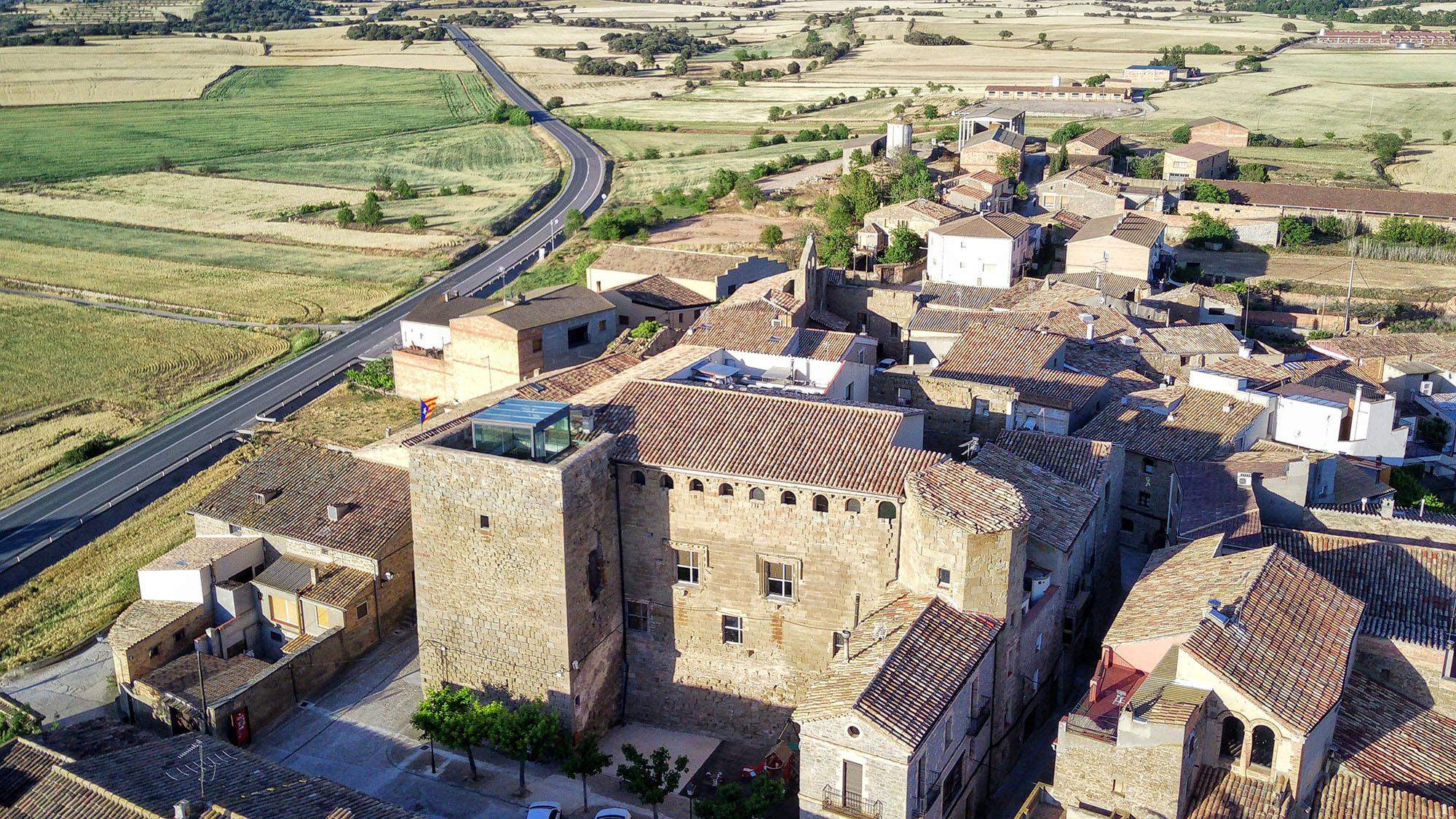 El castell d'origen medieval a Catalunya que has de visitar: una fortalesa que data del segle XI
