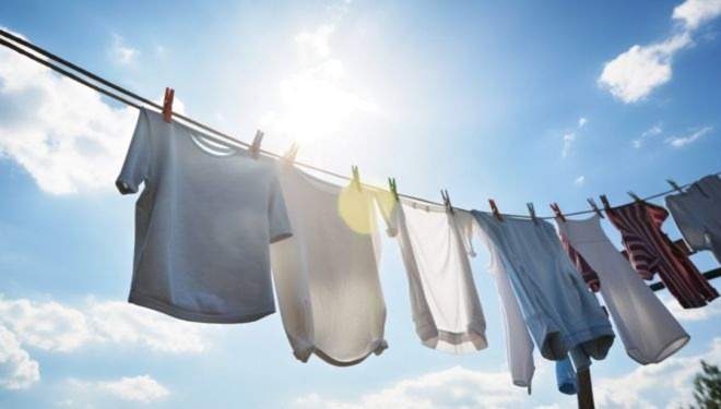 Este tendedero de Amazon tiene espacio para toda la ropa y ahora seco más prendas sin invadir el comedor