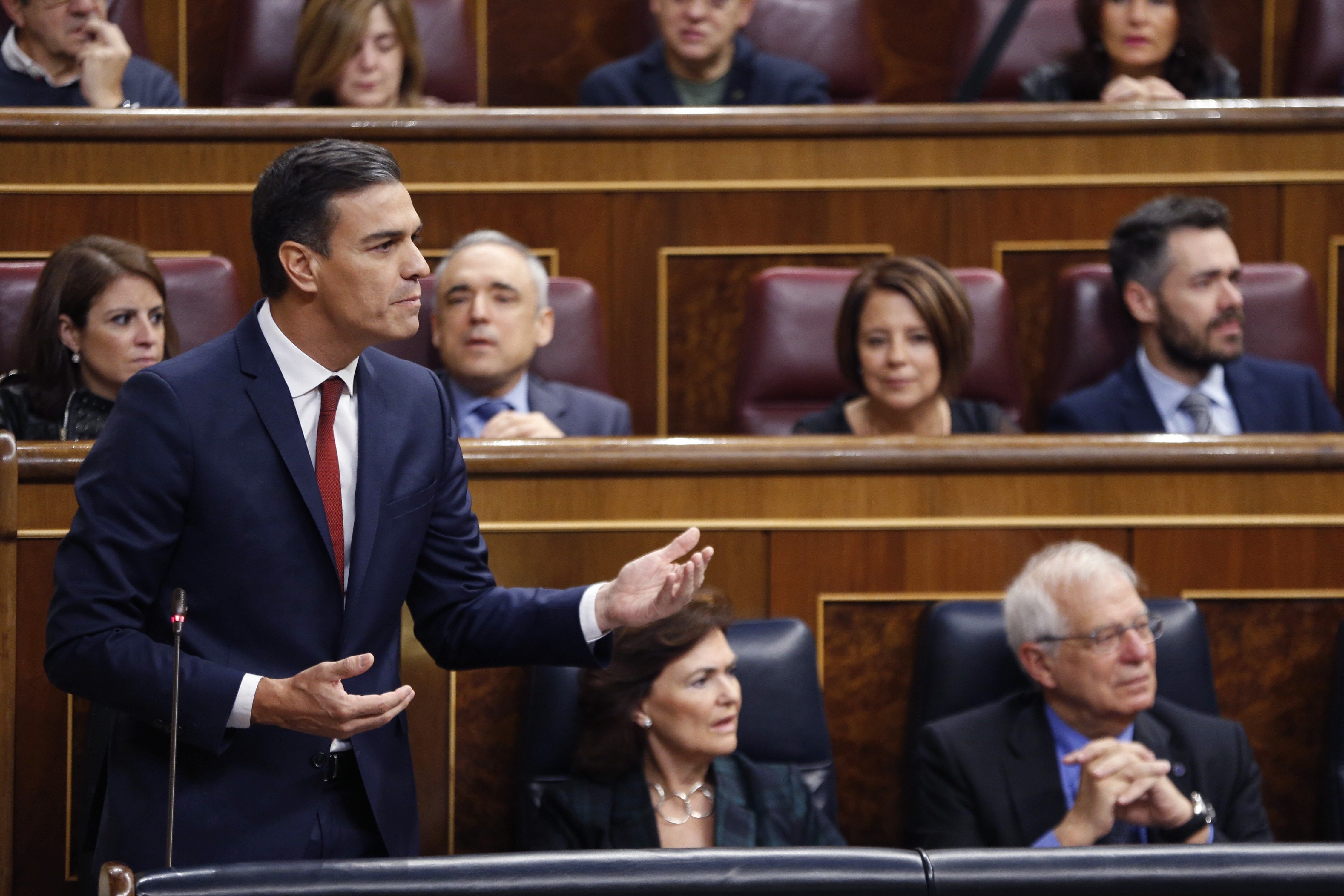 Casado: "Les escoles catalanes són madrasses nacionalistes i TV3, el No-Do"