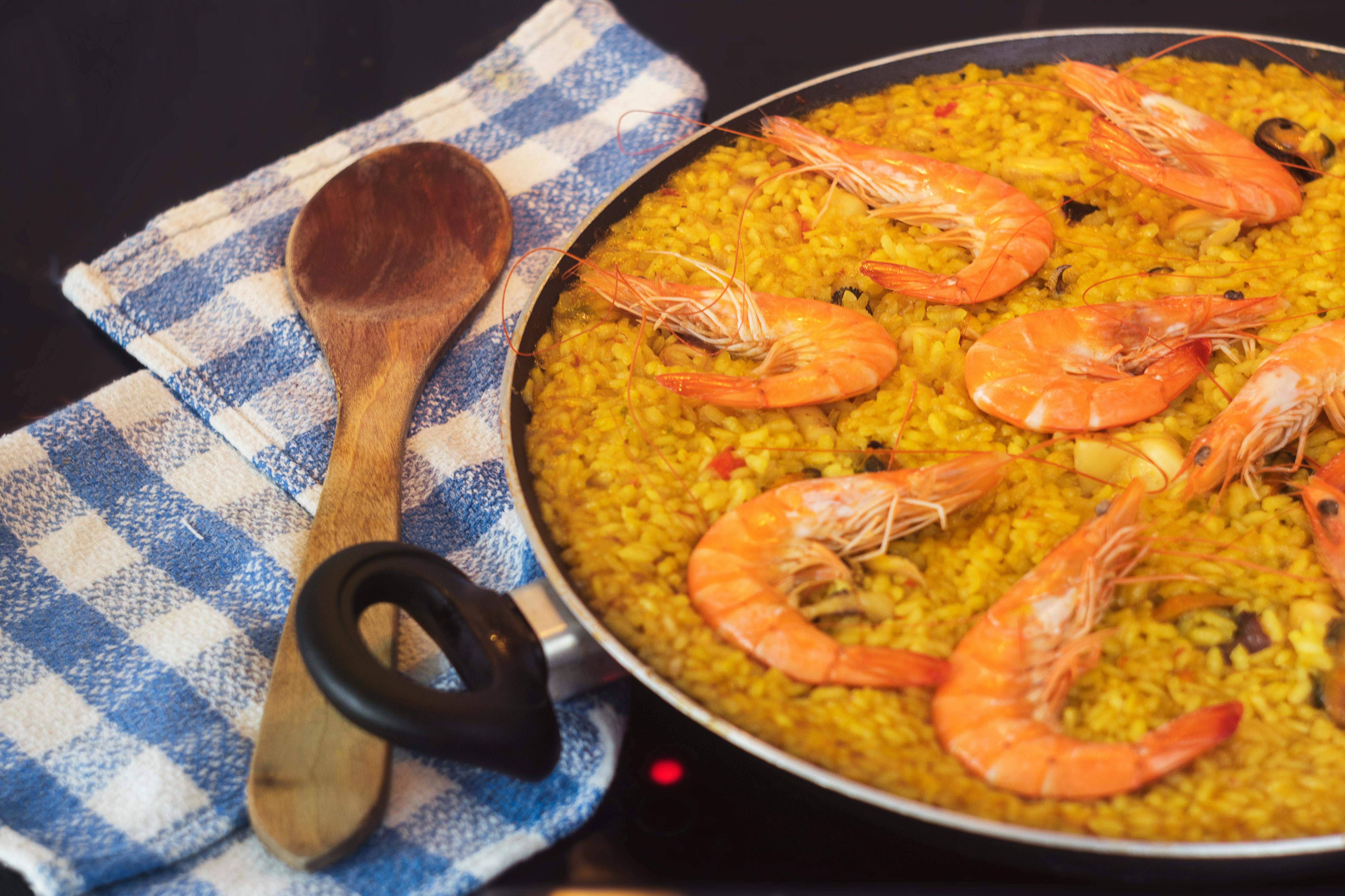 El chef Pablo Albuerne da el secreto para que la paella te quede perfecta: “Usa arroz de sushi”