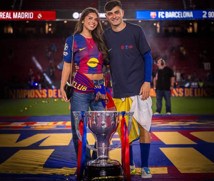 Pedri y su pareja, Alejandra IG