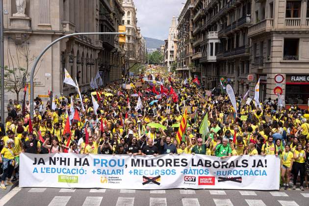 Vaga manifestacio protesta professors mestres docents Barcelona 12 maig 2026 / Pau de la Calle Vaga manifestacio protesta professors mestres docents Barcelona 12 maig 2026 / Pau de la Calle