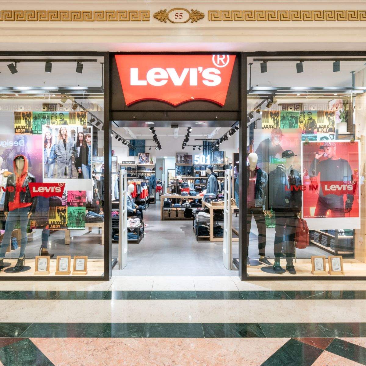 Levi’s rebaja los míticos 501: los vaqueros rectos que no pasan de moda bajan casi 30 €