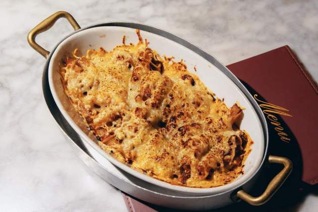 Los macarrones gratinados de la Bodega Josefa. / Foto: Cedida
