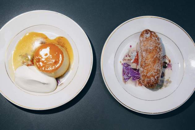 El flan y el xuixo de Can Castelló, estrellas dulces de la Bodega Josefa. / Foto: Cedida