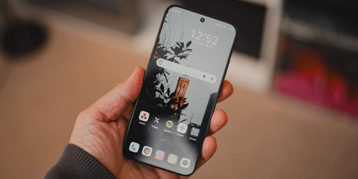 La pantalla ofereix una gran qualitat i una brillantor màxima difícil de millorar La pantalla ofereix una gran qualitat i una brillantor màxima difícil de millorar