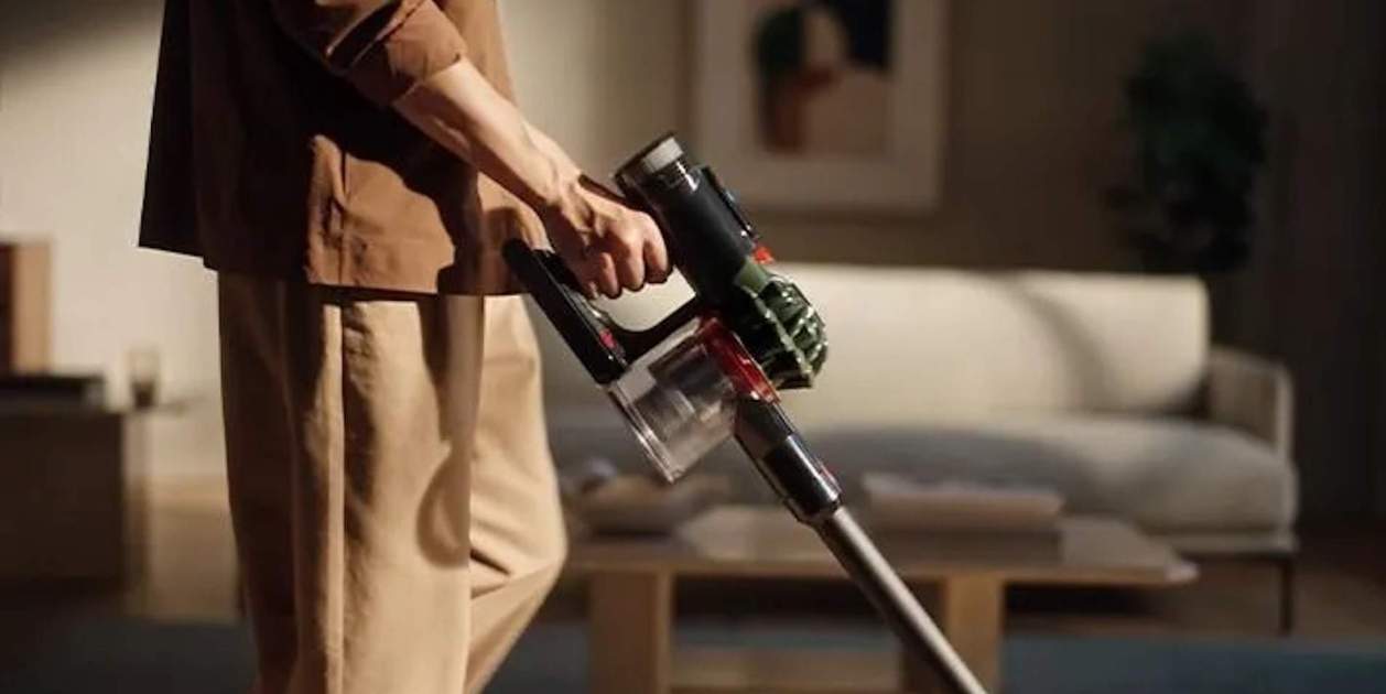 Esta aspiradora de Dyson sin cables lo es todo y está de oferta en Amazon