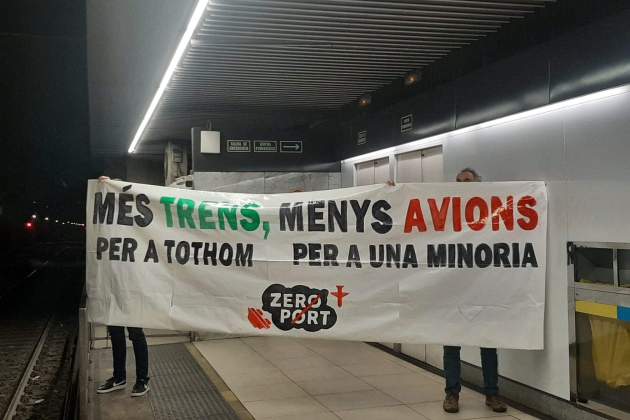 ptp mobilitzacio tren fgc raeroport foto ptp 2