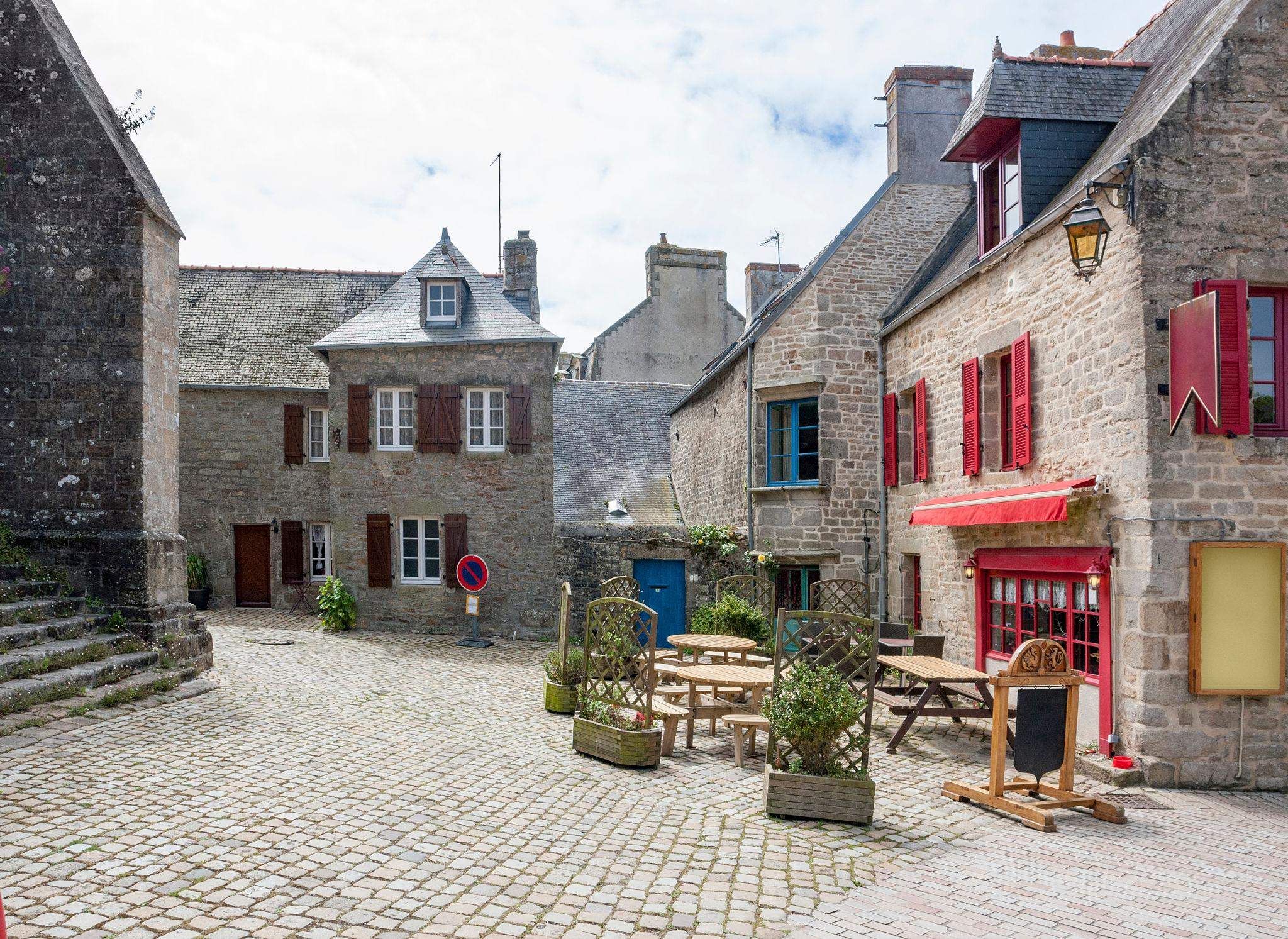 El único pueblo de Francia reconocido como uno de los más bonitos del mundo, según la ONU: ¿lo has visitado?