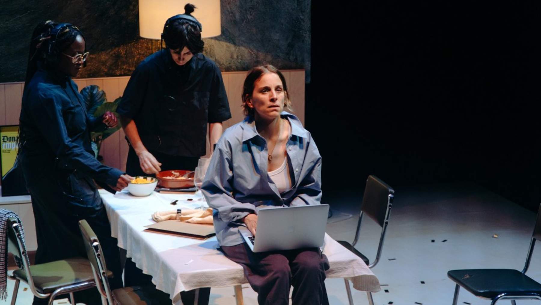 'L’autora' sacude el Lliure con una experiencia incómoda, intensa e imposible de ignorar