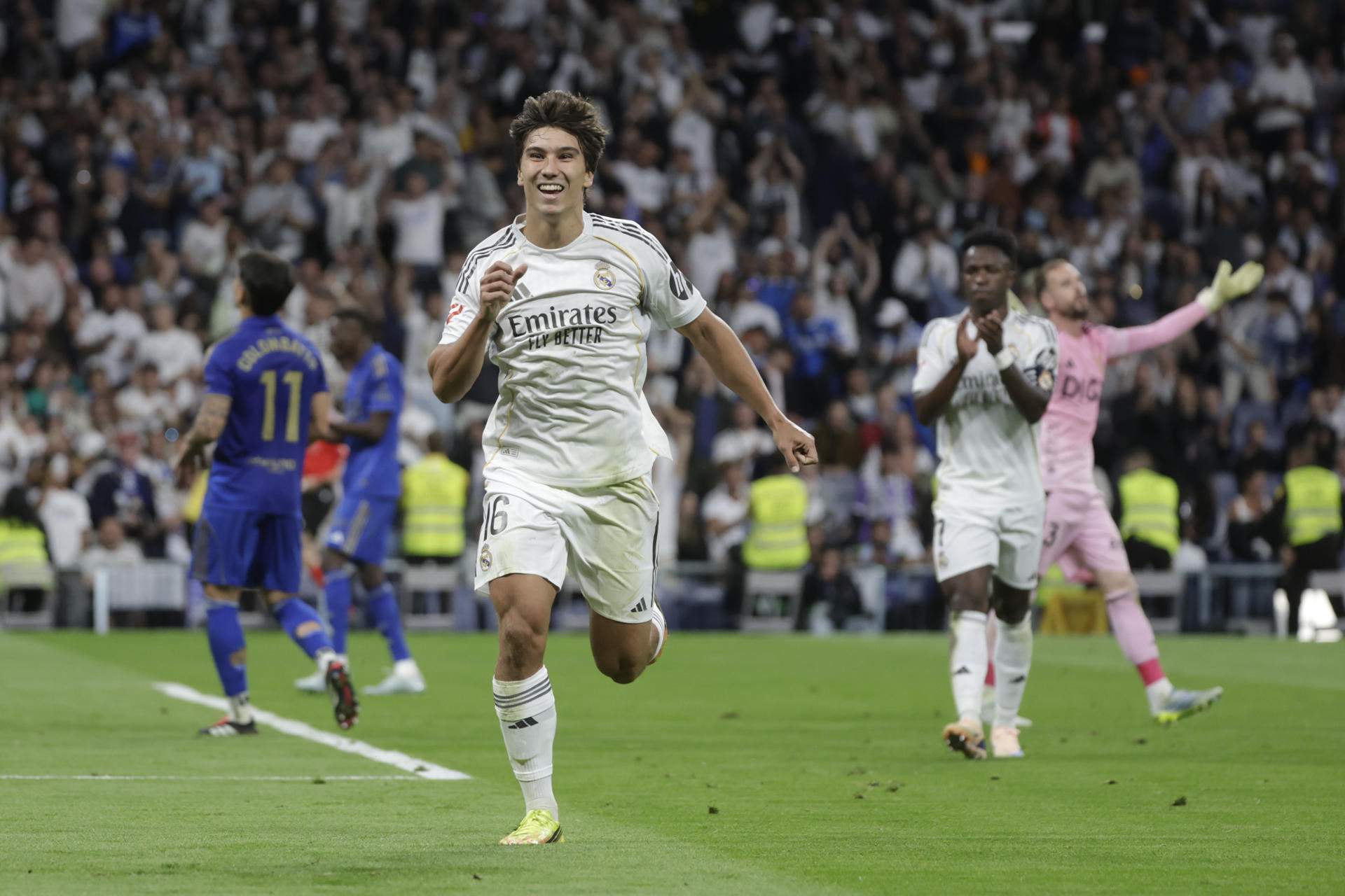 El Real Madrid supera al Oviedo en un partido insulso (2-0) y entre silbidos a Vinícius y a Mbappé
