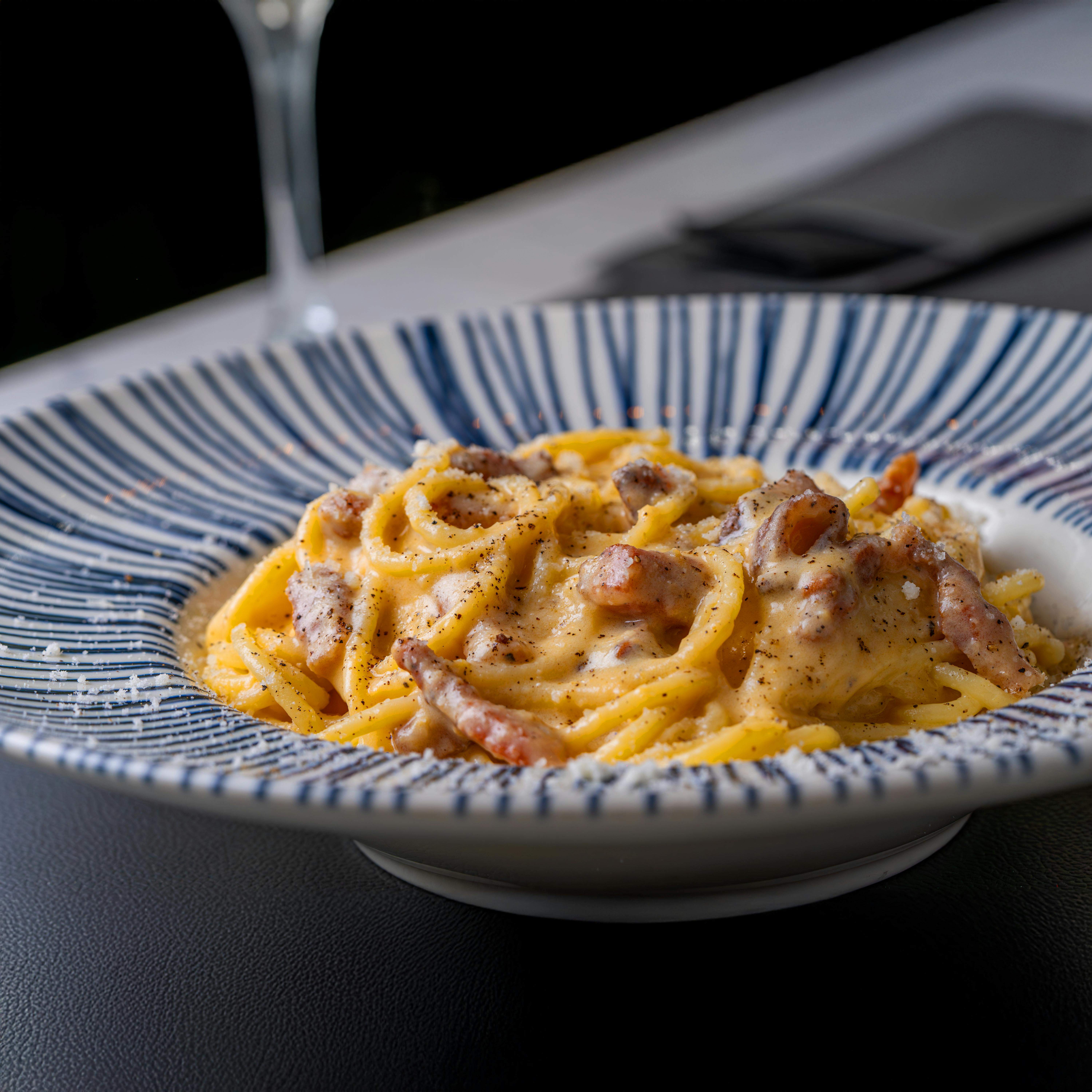 Kylian Mbappé menja el plat que odien tots els italians: la carbonara que porta nata y no ou