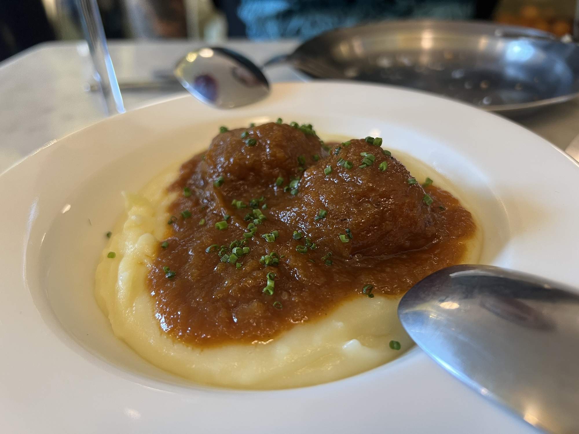 Dinar l’esmorzar i viceversa: Barcelona perfecciona els primers àpats del dia